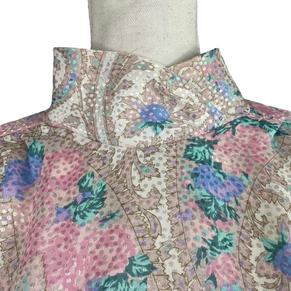 Vintage 80's Eva Laurel Pastel Floral Paisley Print Long Sleeve Mock Neck Blouse - Picture 6 of 10
